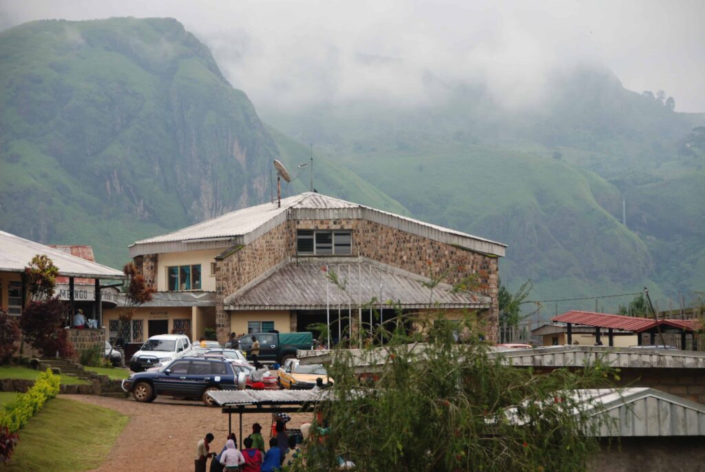 An outside photo of Mbingo, Cameroon